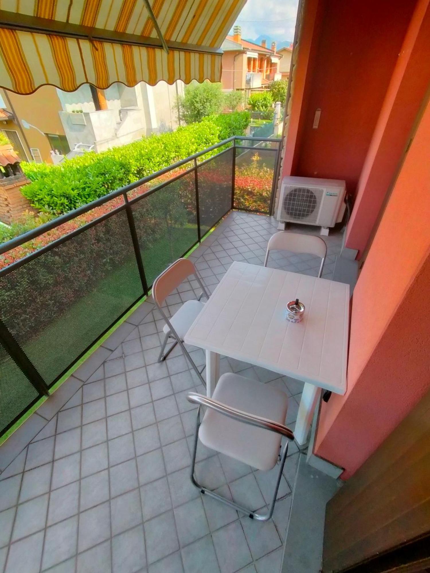 Appartamento Casa Erri Brusaporto Esterno foto
